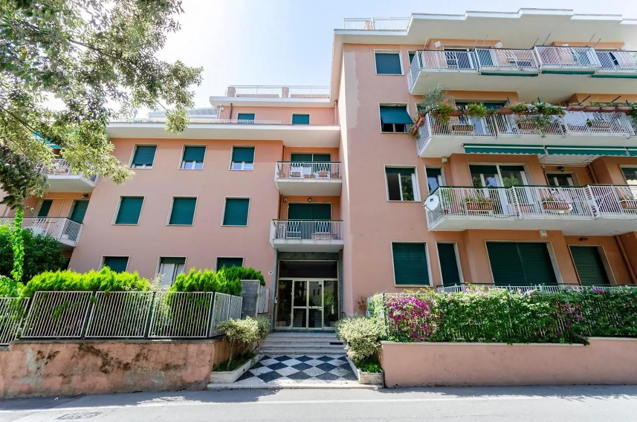 Joivy Stylish Flat Terrace Apartment Genoa 0*,
