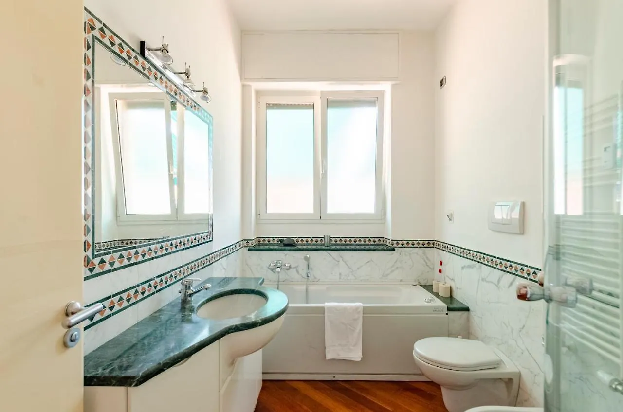 Joivy Stylish Flat Terrace Apartment Genoa