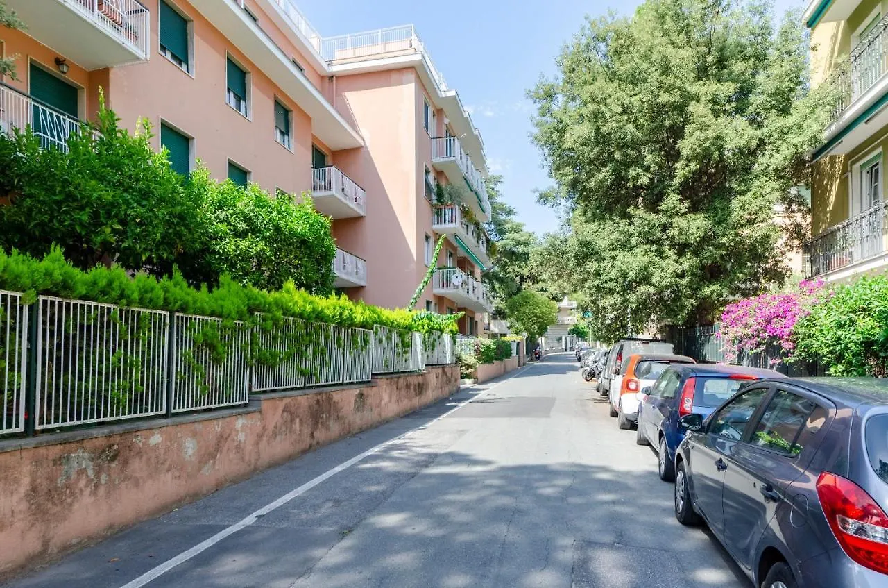 Апартаменты Joivy Stylish Flat Terrace Генуя