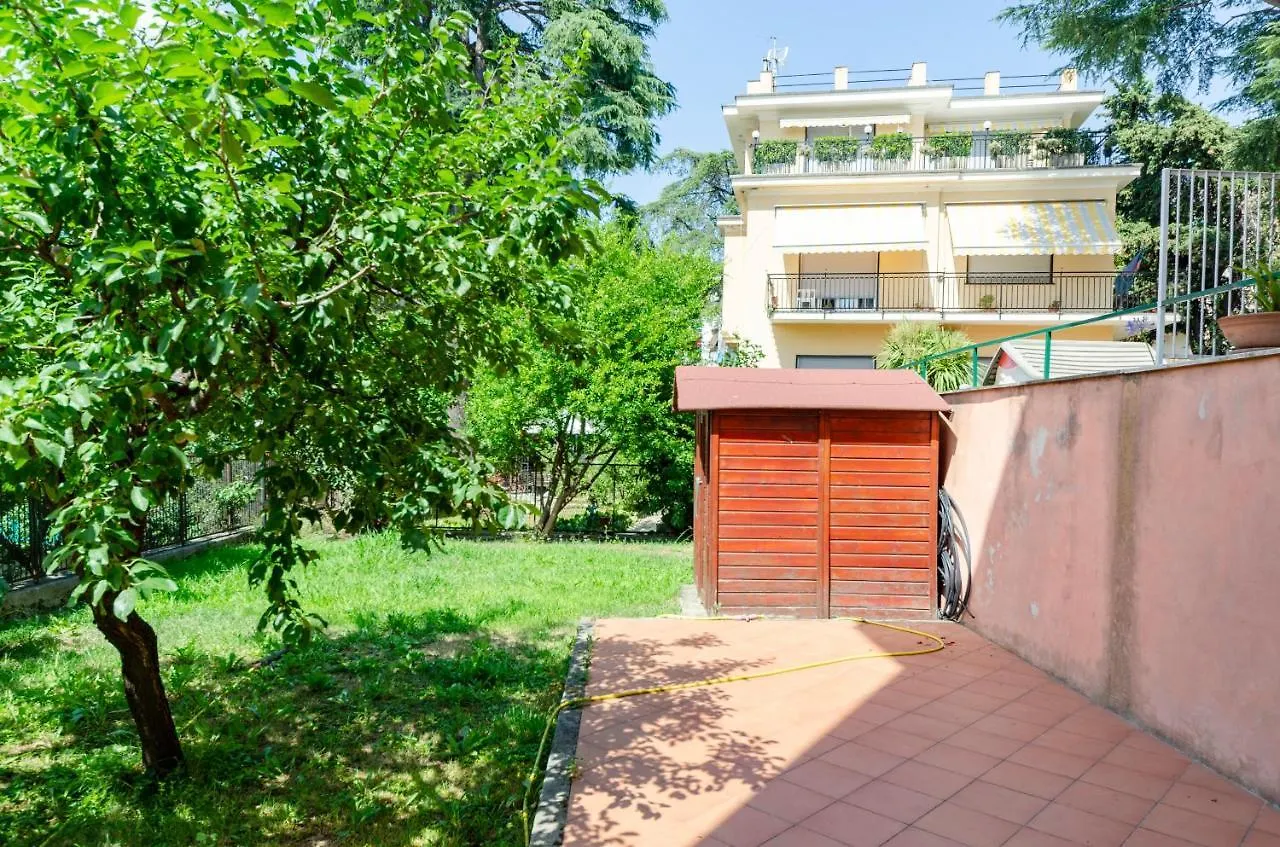Joivy Stylish Flat Terrace Apartment Genoa