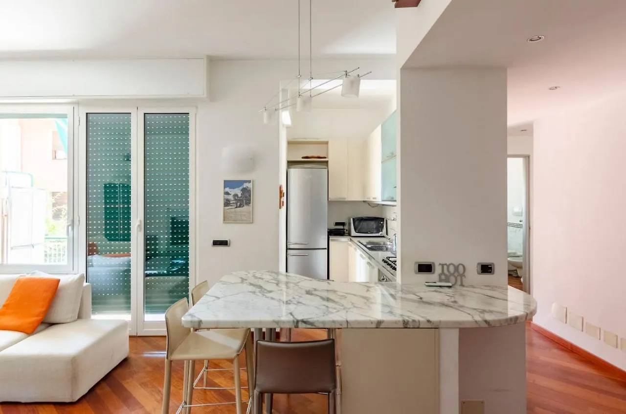 Joivy Stylish Flat Terrace Apartment Genoa